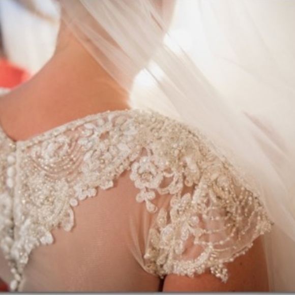 Justin Alexander wedding dress style 9733 size 20 - Picture 2 of 12